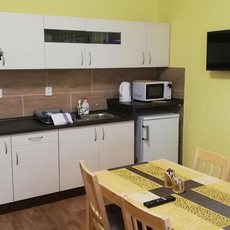Booking Trzni Decin Dış mekan fotoğraf