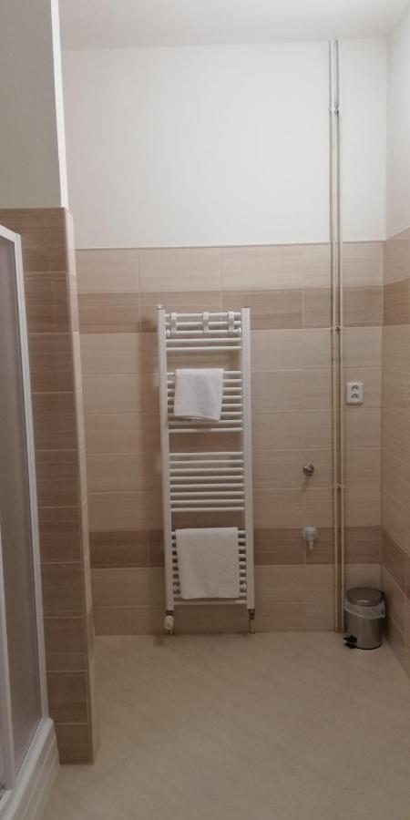 Booking Trzni Decin Dış mekan fotoğraf
