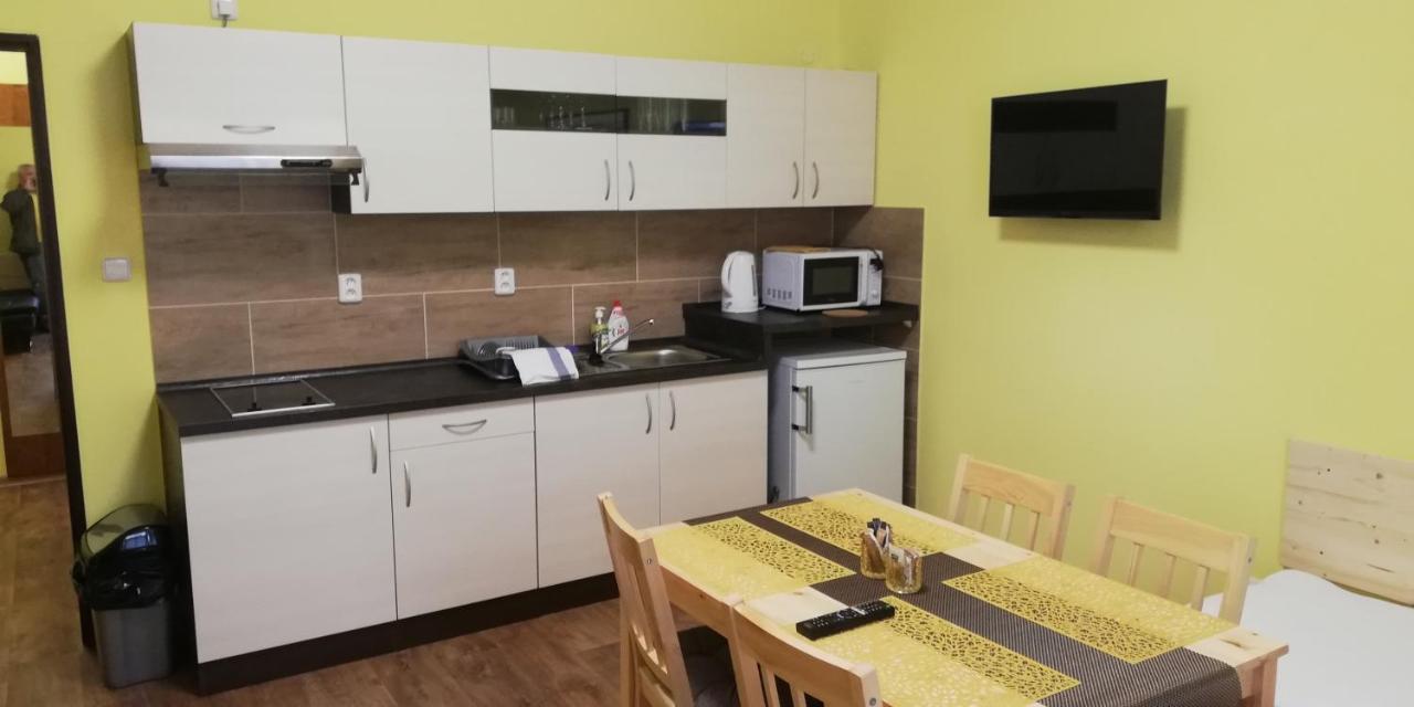 Booking Trzni Decin Dış mekan fotoğraf