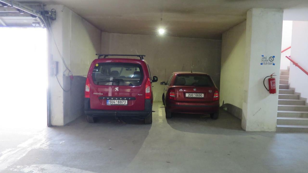 Booking Trzni Decin Dış mekan fotoğraf